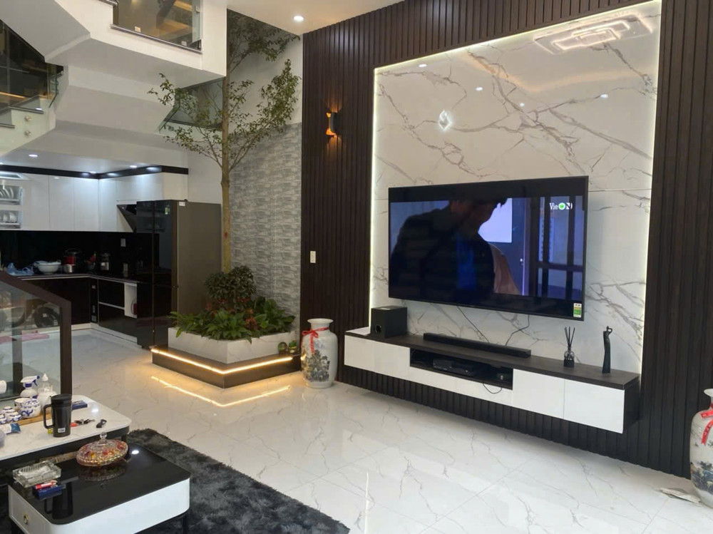 Cực hiếm ! Trung tâm đường Nguyễn Trãi, Ngô Quyền, Hải Phòng 🚘 Ô tô Vào nhà