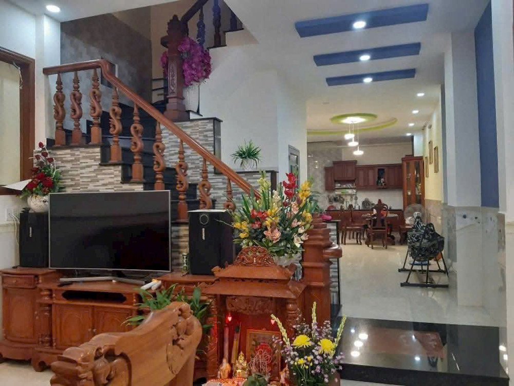 NHÀ (5x30) MẶT TIỀN TRƯƠNG THỊ HOA, Q12  VỊ TRÍ VIP DÒNG TIỀN 20TR/THÁNG!