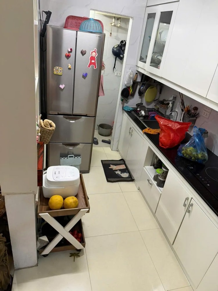 Bán Nhà Nguyễn Khuyến 29m2. 4 tầng. mặt tiền 5.7m. giá 16.8 tỷ Đống Đa Hà Nội