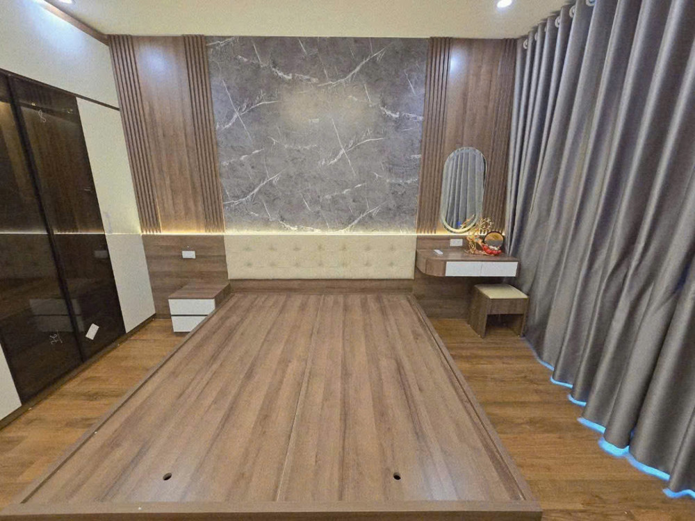 Nhà mới tinh Phúc Lợi – 5 tầng – full nội thất