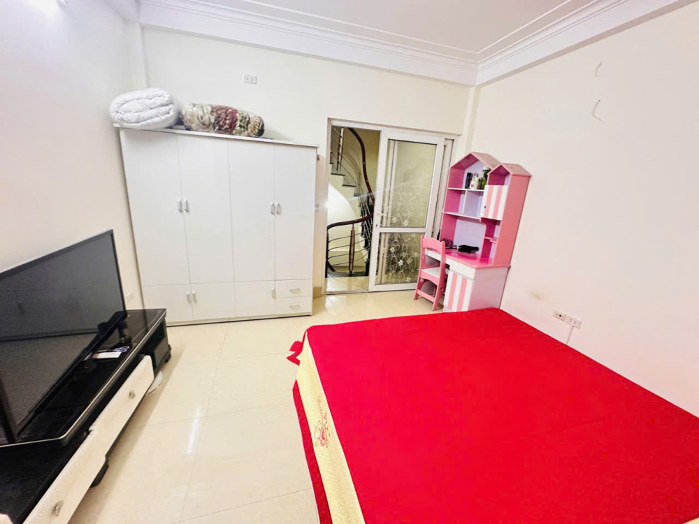 BA ĐÌNH - NHÀ ĐẸP ĐÓN TẾT - NHANH MỚI KỊP - OTO 10M - 3 NGỦ ĐẸP LONG LANH- Tân Ấp 28 m, 5 tầng, mặt