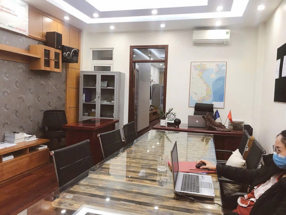 NHÀ MẶT PHỐ - OTO 2 CHIỀU - KINH DOANH ĐỈNH - Ở KẾT HỢP KINH DOANH 70 TRIỆU / THÁNG - Hoàng Hoa