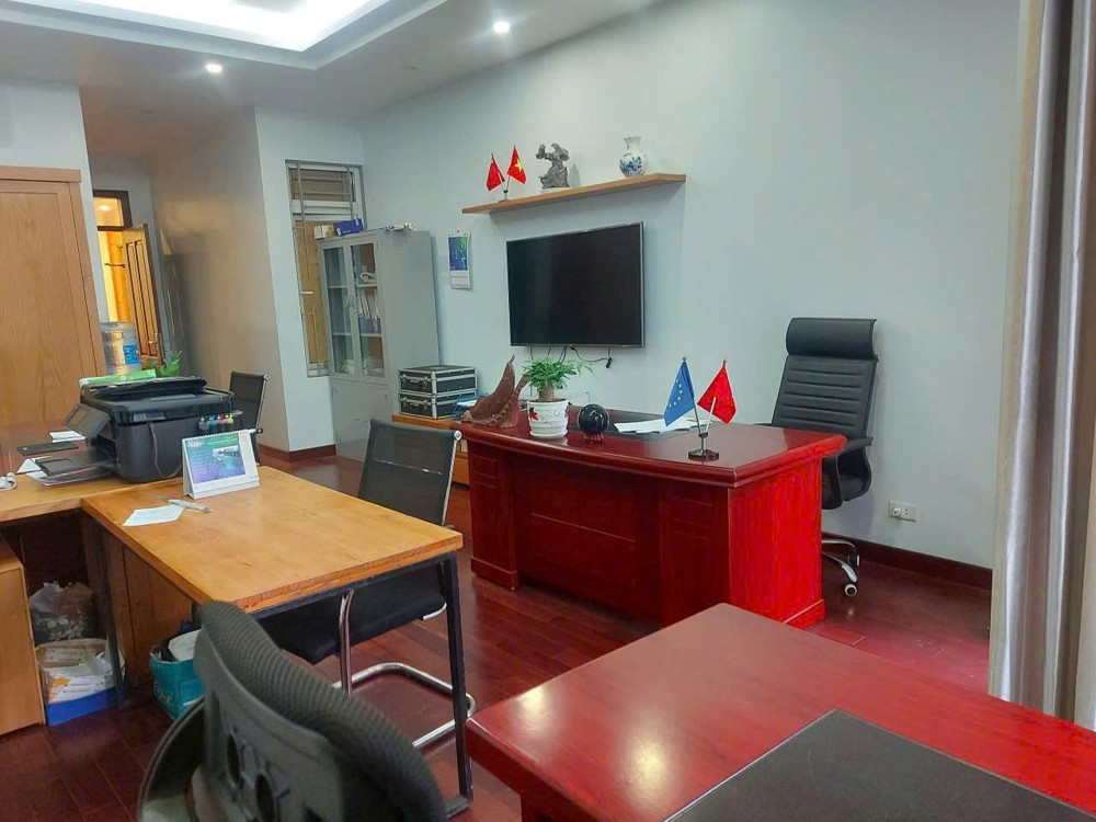 NHÀ MẶT PHỐ - OTO 2 CHIỀU - KINH DOANH ĐỈNH - Ở KẾT HỢP KINH DOANH 70 TRIỆU / THÁNG - Hoàng Hoa