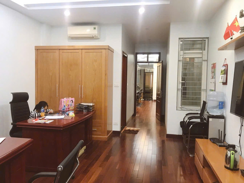 NHÀ MẶT PHỐ - OTO 2 CHIỀU - KINH DOANH ĐỈNH - Ở KẾT HỢP KINH DOANH 70 TRIỆU / THÁNG - Hoàng Hoa