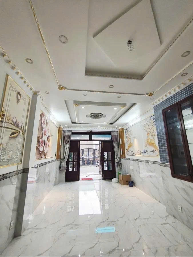 NHÀ ĐẸP BÌNH TÂN – GIÁP TÂN PHÚ – HXH – 4M X 17,5M  – 4 TẦNG – OTO VÀO NHÀ – NHỈNH 7 TỶ