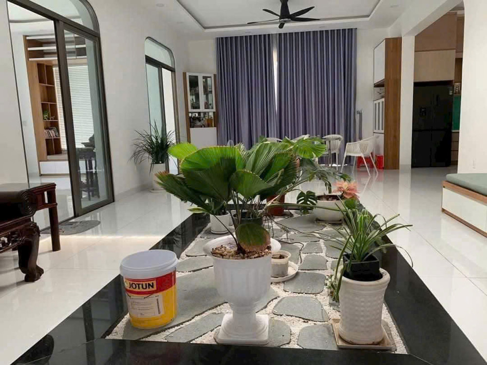 TIỀN NHANH CÓ LỢI THẾ! BÁN GẤP BIỆT THỰ GÓC 2 MẶT TIỀN SIÊU ĐẸP – TTT HÓC MÔN