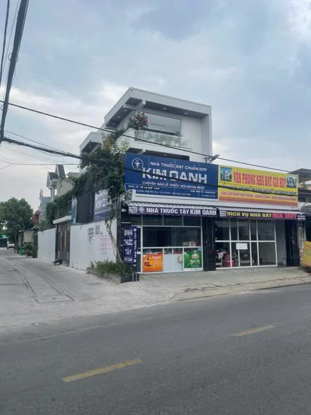 Bán nhằ mặt tiền 3 tầng 10x20m giá 14,8 tỷ Đường Tân Xuân