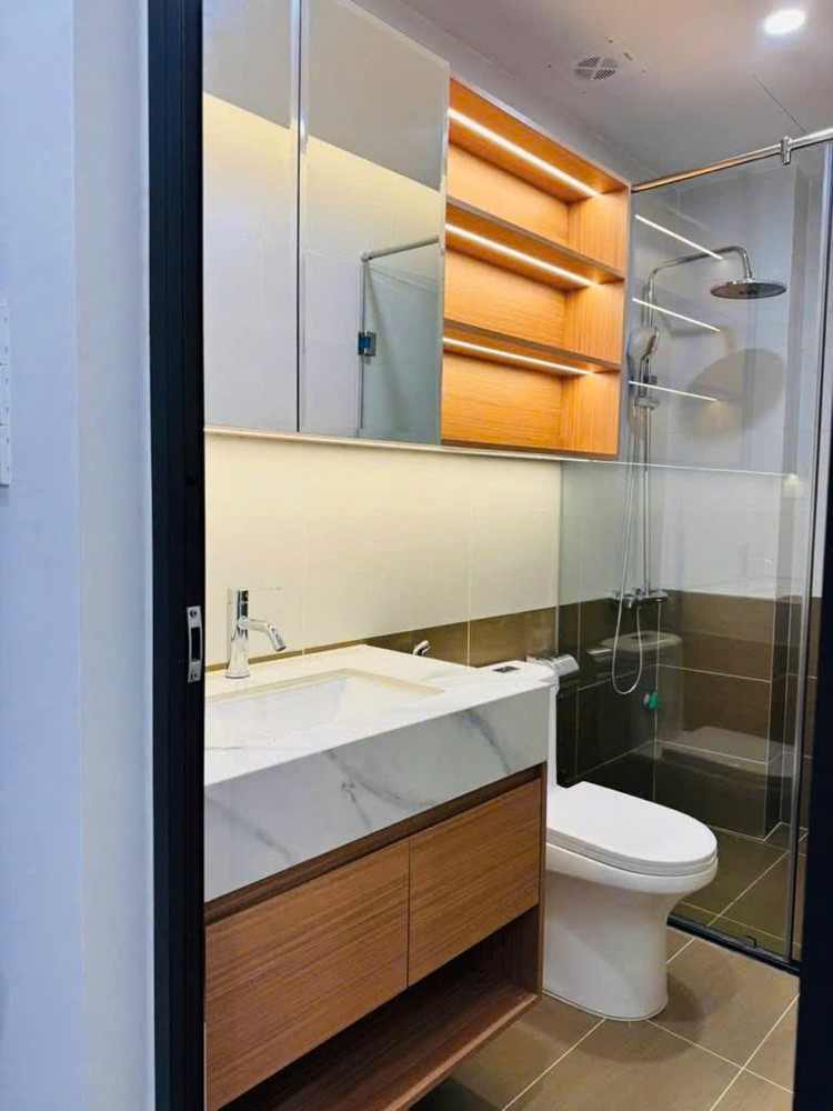 BÁN NHÀ GIẢI PHÓNG - LÔ GÓC - 3 MẶT THOÁNG - THANG MÁY - KINH DOANH  NGÕ THÔNG Ô TÔ VÀO NHÀ