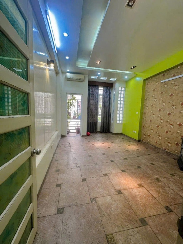 Bán nhà Khu Đô thị mới Đại Kim (Nguyễn Cảnh Dị)-50m*5tầng, vỉa hè rộng- Giá 20 tỷ