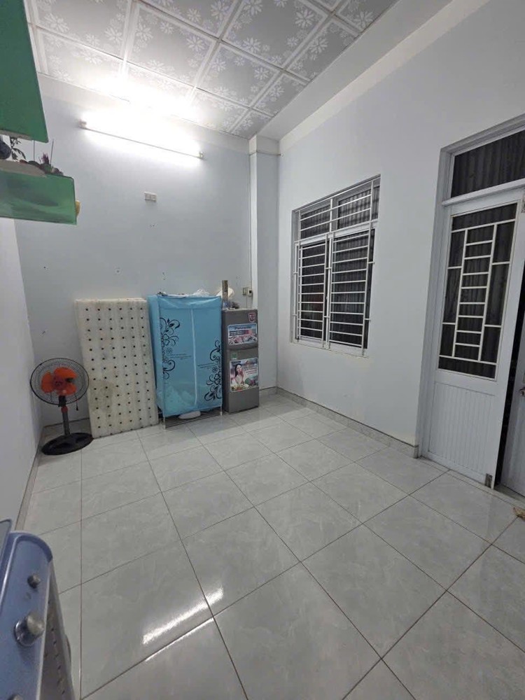 NHÀ 1 MÊ – HẺM SIÊU CẠN ĐƯỜNG BẠCH ĐẰNG, QUY NHƠN