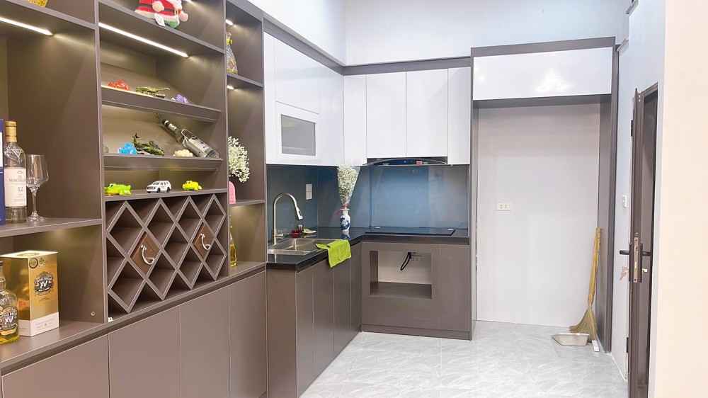 Nhà Phố Định Công Thượng-33m*5tầng*5mMT- Ngõ rộng, thông; ô tô cách 20m- Nhỉnh 8 tỷ