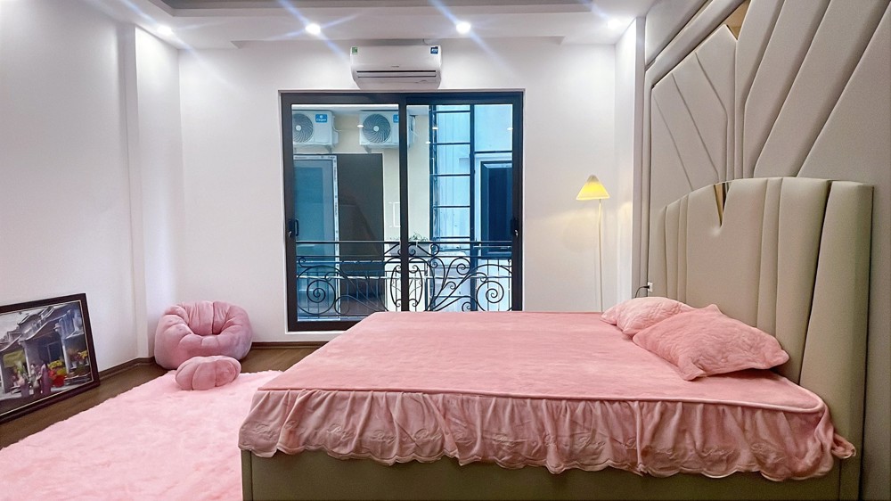 Nhà Phố Định Công Thượng-33m*5tầng*5mMT- Ngõ rộng, thông; ô tô cách 20m- Nhỉnh 8 tỷ