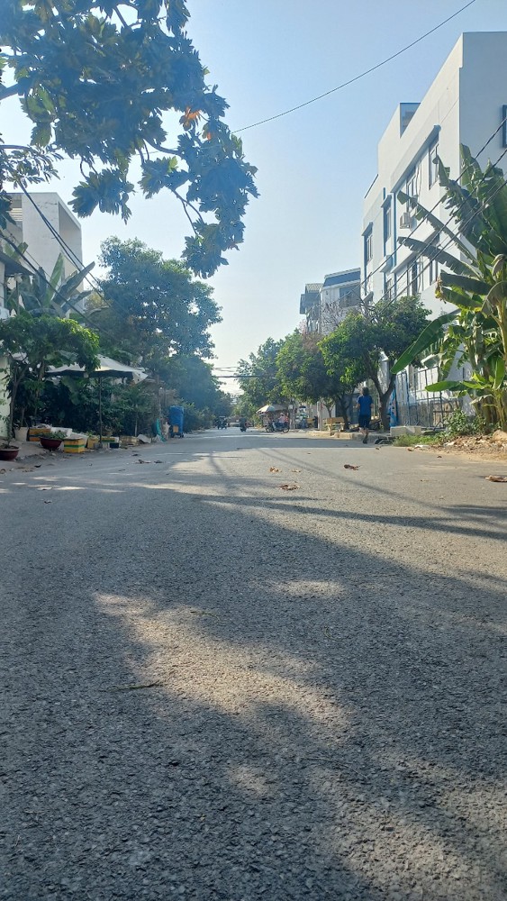 Bán Đất Tặng Nhà 3 Lầu Mặt Tiền Đường Khu Dân Cư Hồng Long, Hiệp Bình Phước, Thành Phố Thủ Đức
