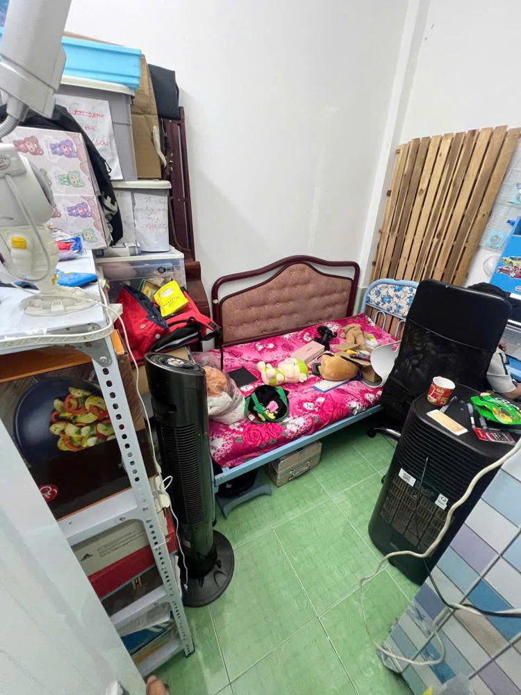 Nhà 1 lầu MT nhựa 8m oto qua lại thoải mái Dương Bá Trạc P.Chánh Hưng P1Q8