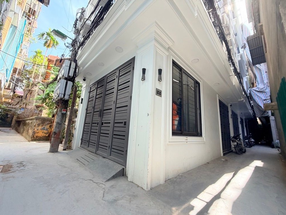 HÀNG HIẾM, SIÊU PHẨM TRUNG TÂM CẦU GIẤY -FULL NỘI THẤT XỊN-Ở NGAY - GẦN PHỐ _ 5 TẦNG – 30M2