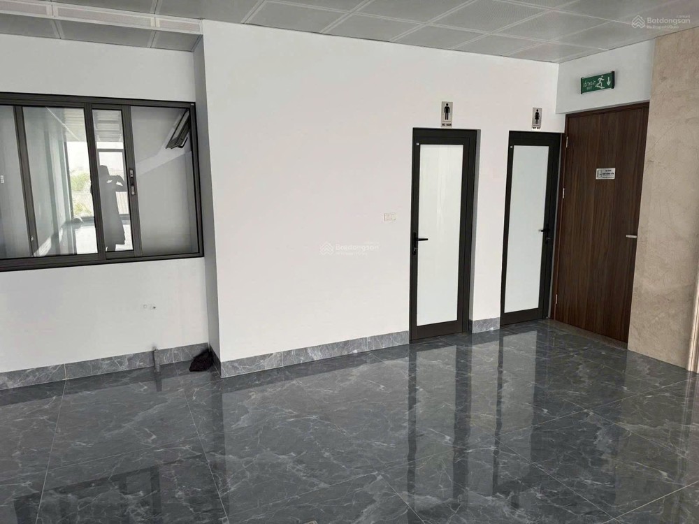 Chính chủ cho thuê tòa nhà làm văn phòng 4 tầng 15tr/thg/sàn/ 130m2 - xã Tứ Hiệp,Thanh Trì, Hà Nội