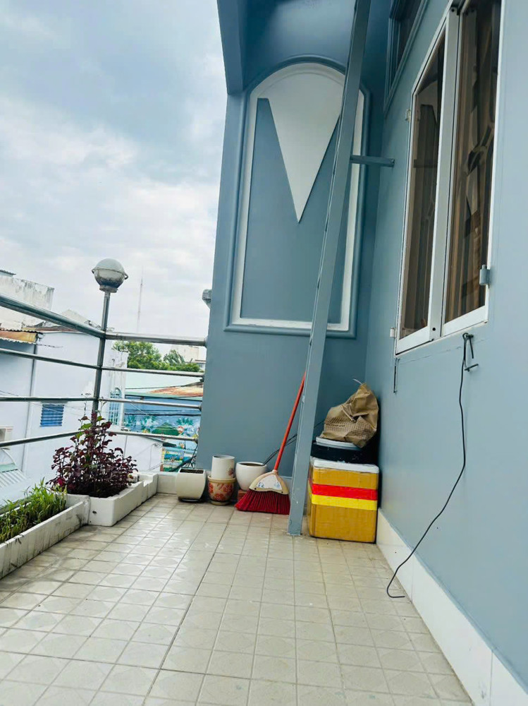 Nhà hẻm 9m 3.5x11m lửng+lầu Bùi Minh Trực P6Q8