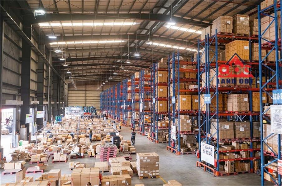 Cho thuê Kho logistic với khuôn viên rộng thu hút nhiều DN FDI, trang bị PC tự động