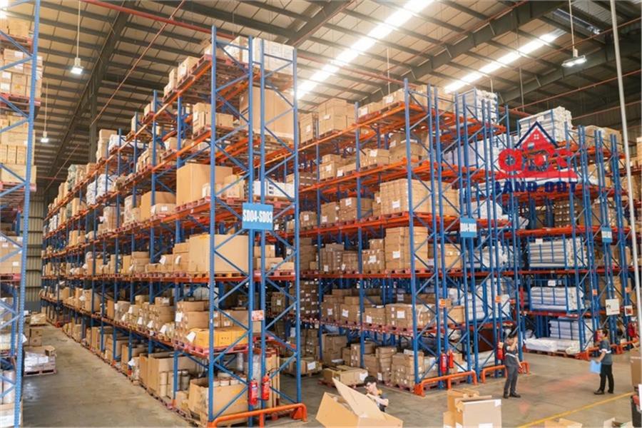 Cho thuê Kho logistic với khuôn viên rộng thu hút nhiều DN FDI, trang bị PC tự động