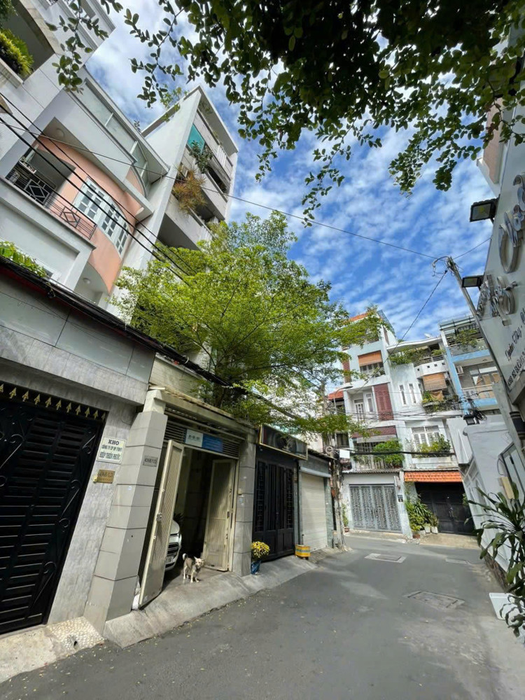 CẦN BÁN NHÀ CHÍNH CHỦ – HẺM XE HƠI QUA LẠI – PHƯỜNG 12, QUẬN 10, HỒ CHÍ MINH