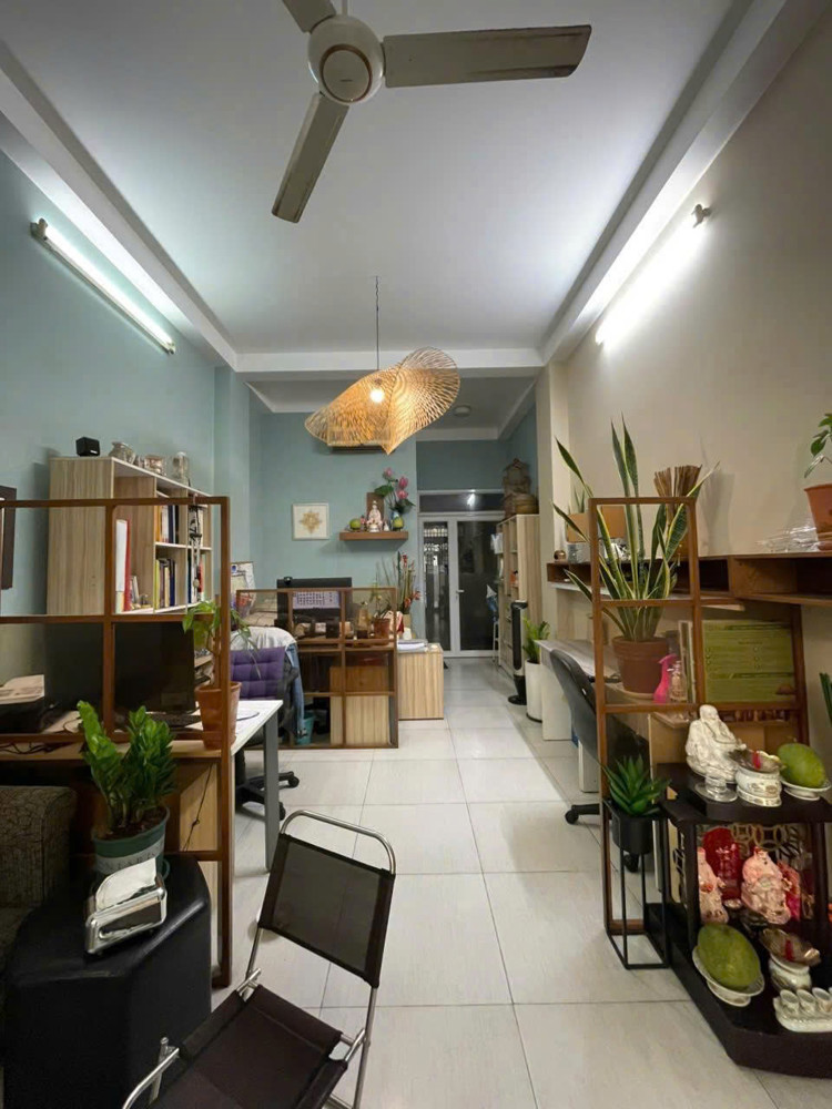 CẦN BÁN NHÀ CHÍNH CHỦ – HẺM XE HƠI QUA LẠI – PHƯỜNG 12, QUẬN 10, HỒ CHÍ MINH