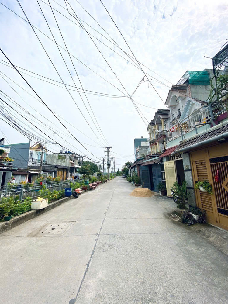 🏡BÁN NHÀ ĐẸP 3 Tầng 3PN Ở NGAY NGUYỄN THỊ SÁU phường THẠNH LỘC Quận12 CHỈ HƠN 3 TỶ