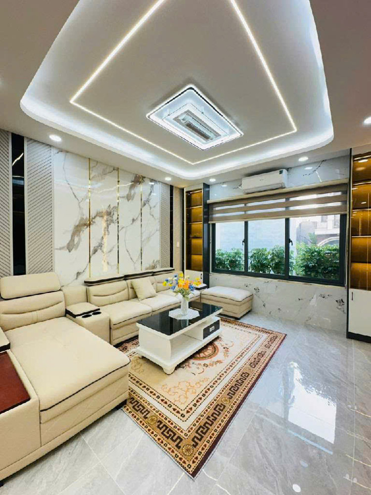 BÁN NHÀ 5 TẦNG FULL NỘI THẤT DTSD 231m2 gần Cầu Vượt Ngã Tư Ga-   An Phú Đông -Q12