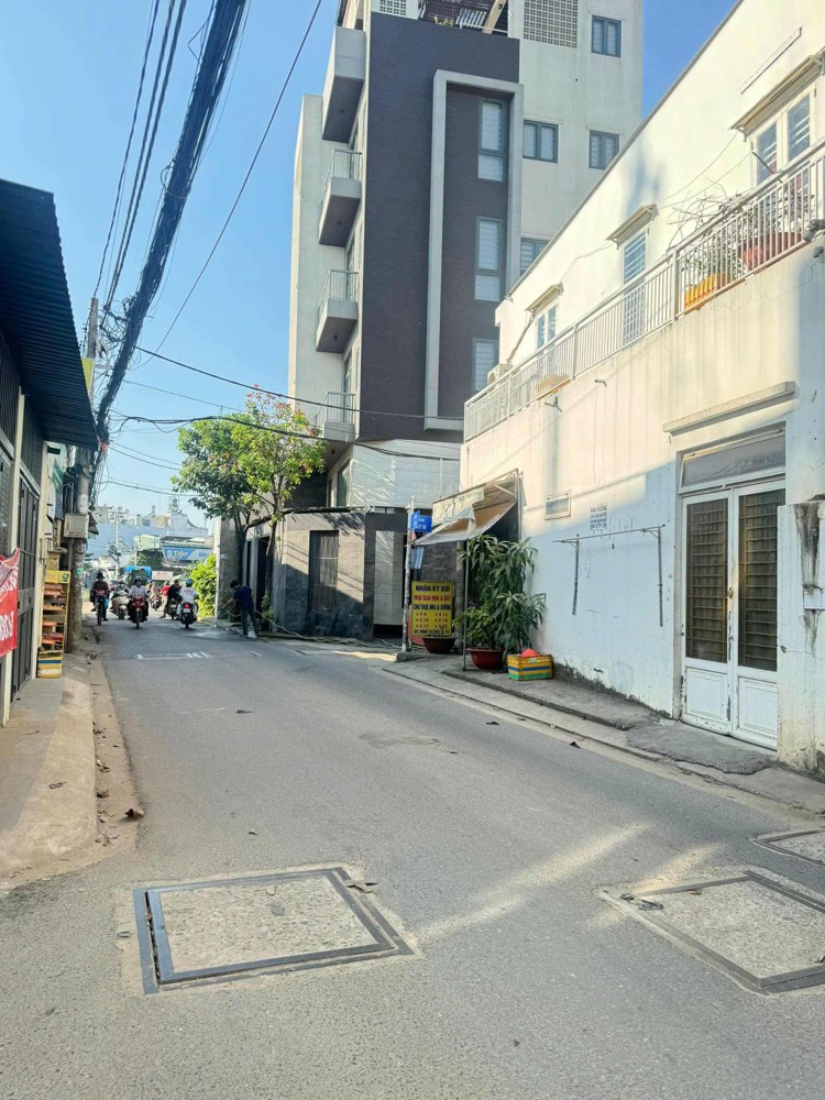 SIÊU PHẨM TRỆT LỬNG ĐƯỜNG SỐ 10 GẦN AEON TÂN PHÚ, 48M2 (4x12). HẺM 6M THÔNG XE HƠI NGỦ TRONG NHÀ