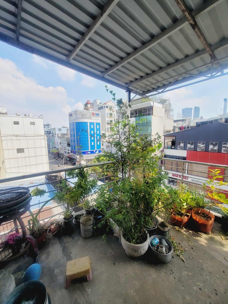 Nhà MT Đường Nguyễn Đình Chiểu Phường 1 Quận 3 Cũ