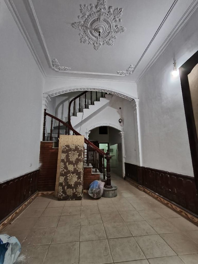 Bán nhà Nguyễn Chí Thanh_ô tô đỗ cửa_thoáng trước sau_60m2_giá chào tốt