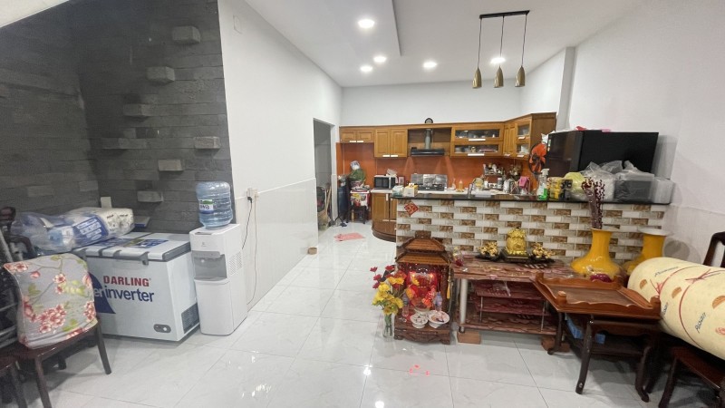 Bán nhà  Hiệp Bình Chánh, đường Số 9, Thủ Đức, TP HCM. DT 5x18m, 3 tầng, 3PN, SH, 8.7 tỷ