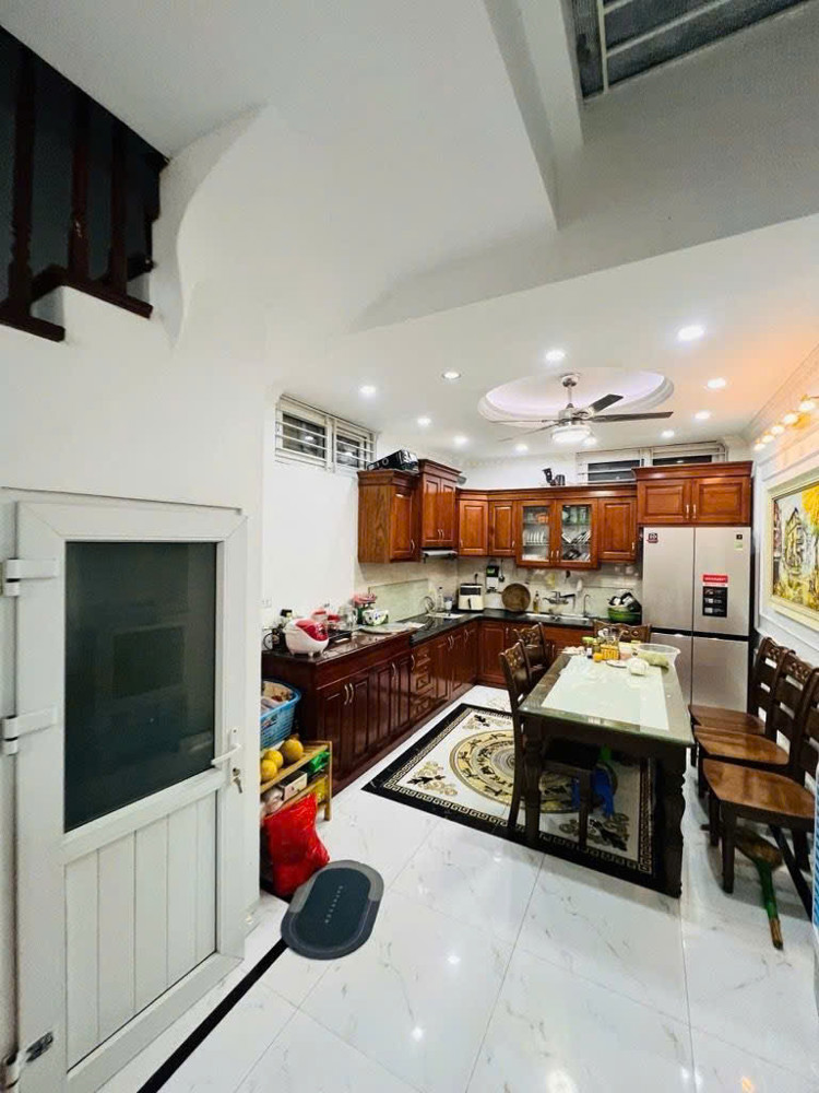 💎 Hiếm nhưng có thật 40 m. 6,35 tỷ – Hai thoáng – 20m ô tô tại Miếu Đầm Lh 0972 078 667