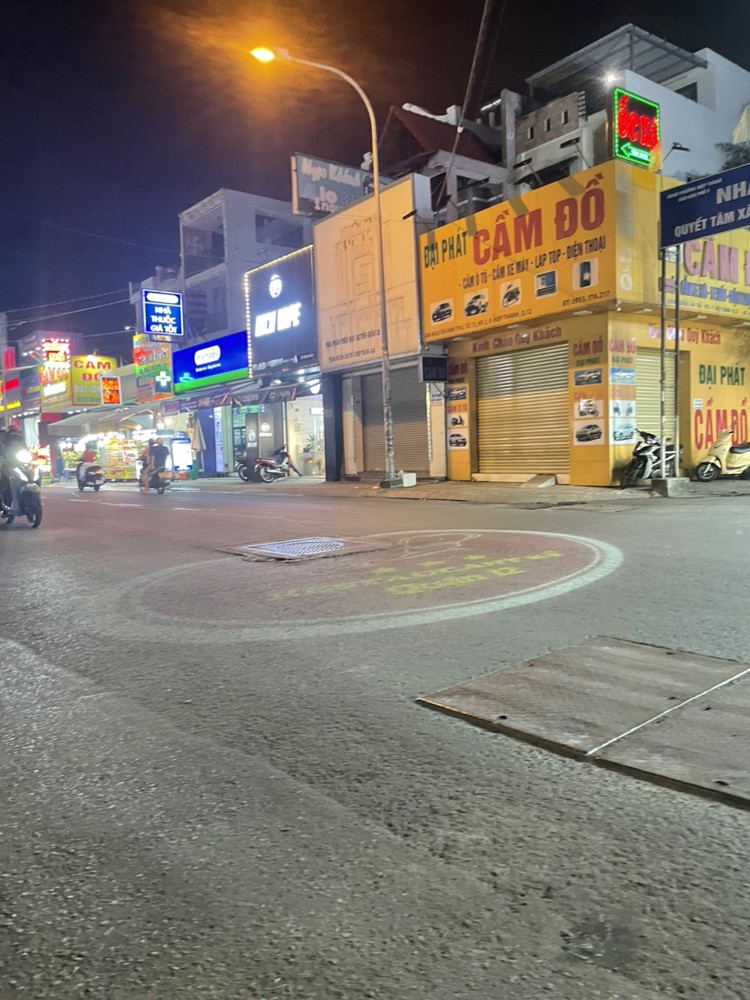 Bán nhà mặt tiền 7,5x28m giá 18,5 tỷ TL, Mặt tiền Nguyễn Ảnh Thủ, Quận 12