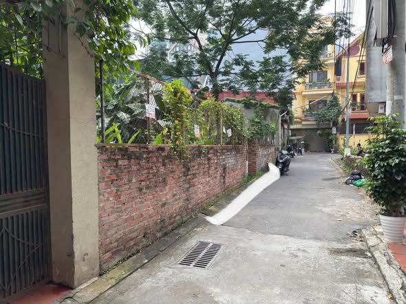 CC BÁN 60m2 Ngọc Thuỵ, ngay hồ Ao Lão, khai sơn hill, oto thông, giá đầu tư. LH 0936123469