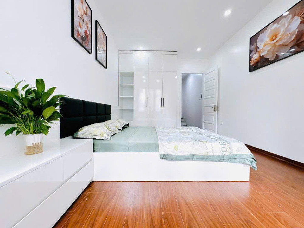 BÁN NHÀ KHƯƠNG TRUNG 35M 5 TẦNG 8.95 TỶ - NGÕ THÔNG - 10M RA Ô TÔ, FULL NỘI THẤT