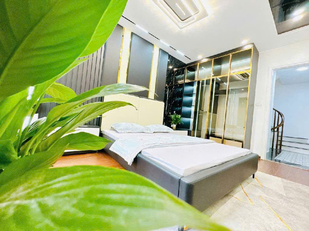 BÁN NHÀ KHƯƠNG TRUNG 35M 5 TẦNG 8.95 TỶ - NGÕ THÔNG - 10M RA Ô TÔ, FULL NỘI THẤT