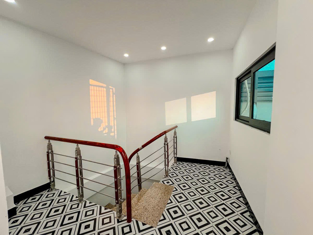 BÁN SIÊU PHẨM SIÊU ĐẸP ĐỐNG ĐA - 6 TẦNG PHUN - 8 PHÒNG - Ở CHO THUÊ QUÁ ĐỈNH - CÁCH Ô TÔ 20M  