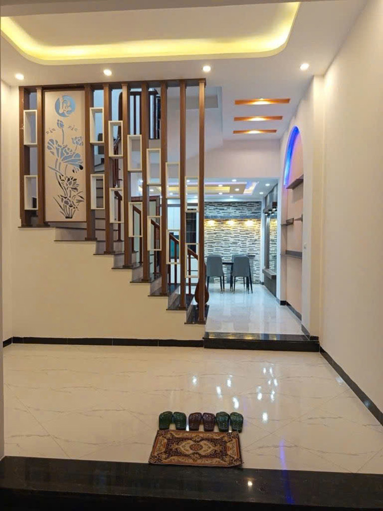 BÁN NHÀ  ĐẠI ÁNG -NGỌC HỒI -HÀ NỘI  45 M2 ,ÔTÔ ĐỖ CỔNG -NHÀ MỚI TINH THƠM PHỨC  5Tỷ89