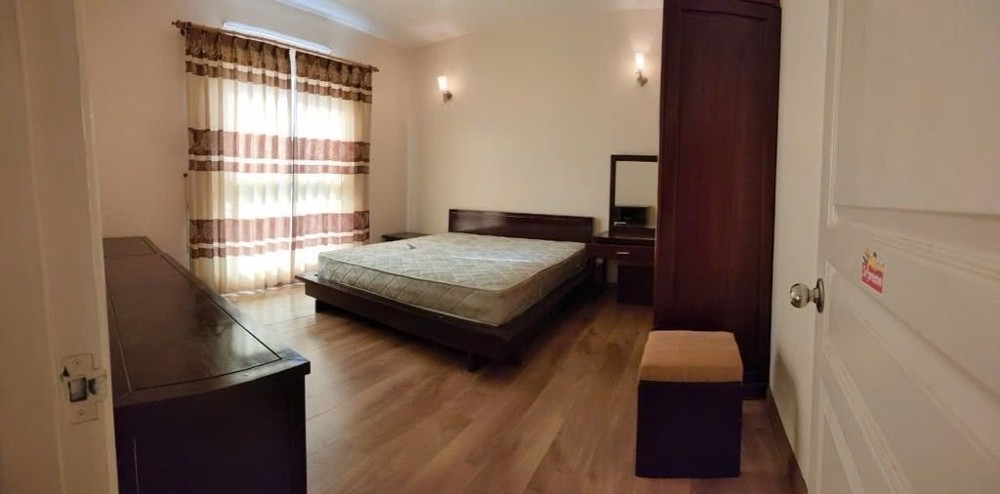 Bán căn hộ chung cư Vườn Đào, Tây Hồ, 60m2, 1PN, sổ đỏ, giá 5.5 tỷ. LH: