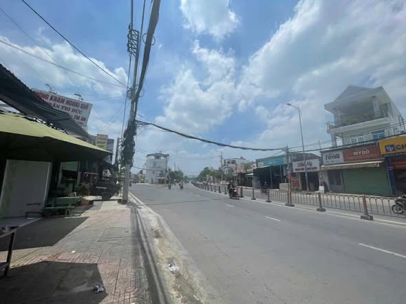 Bán nhà mặt tiền 4,3x33m giá 11,79 tỷ Đường Tô Ký