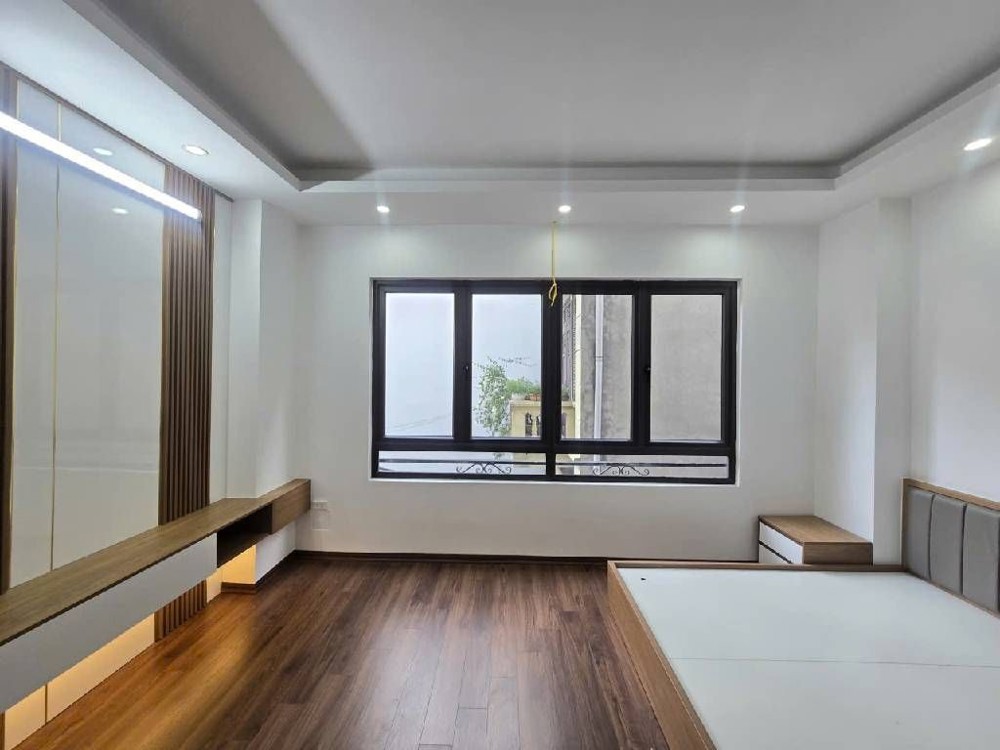 🏠 Bán Nhà Trần Khát Chân – 60m² – 5 Tầng – Thang Máy