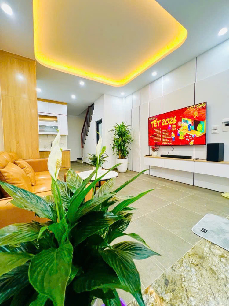 Nhà Phân Lô Đáng Mua – Ô Tô Tránh Trước Nhà – Khu Trung Văn SĐT 0972078667