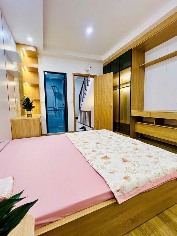 Nhà Phân Lô Đáng Mua – Ô Tô Tránh Trước Nhà – Khu Trung Văn SĐT 0972078667