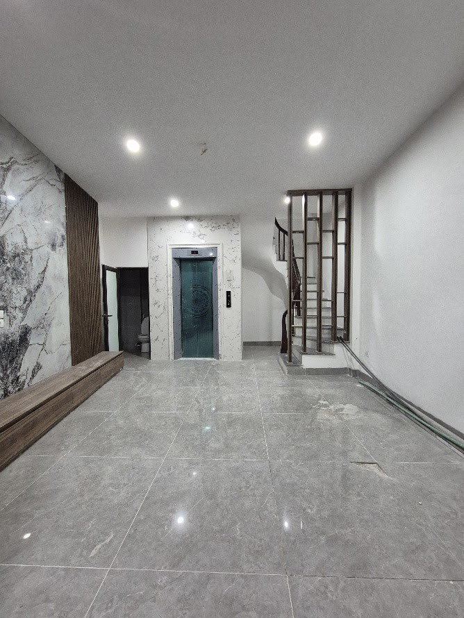 🏠 Bán Nhà Trần Khát Chân – 45m² – 5 Tầng – Thang Máy – Nhà Mới Koong_Gần Phố_13 Tỷ