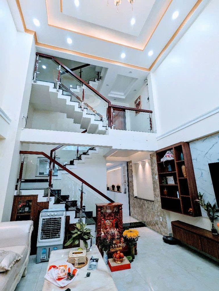 BÁN NHÀ 4 TẦNG PHẠM HỮU LẦU – Q7 - HXH - NGANG 4.6 M - GiÁ 7x TỶ 