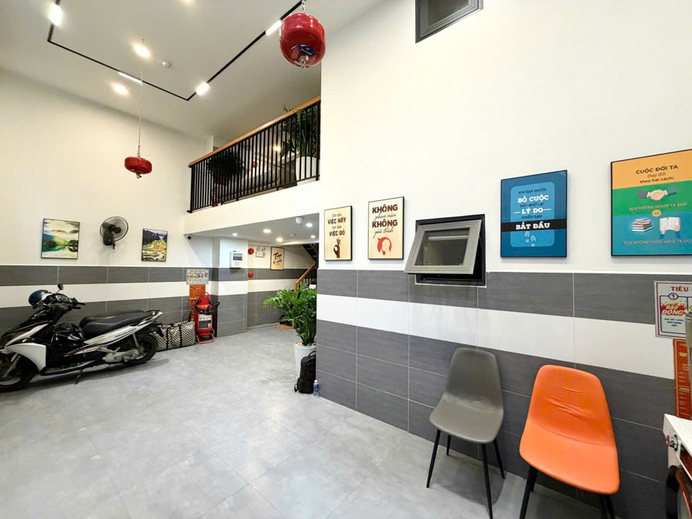 QUẬN 1 - Tôn Thất Tùng -  CHDV 5 Tầng - Thang máy - 13 Phòng - Hạ chào còn 35 Tỷ