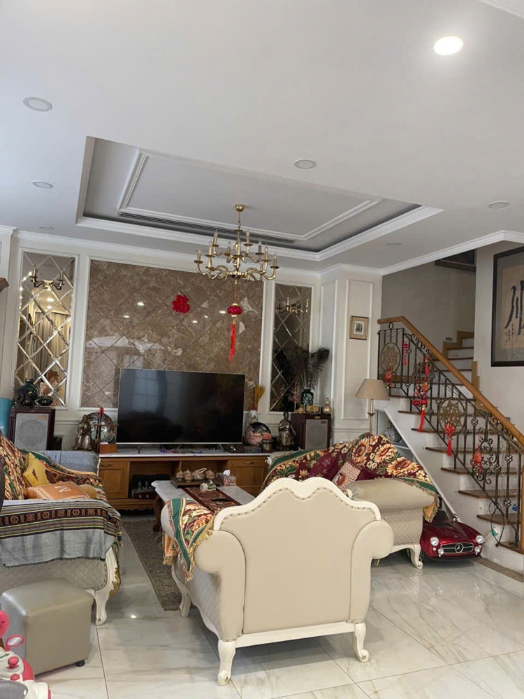 Quận 7 - Biệt Thự Song Lập - KDC CITY LAND - 220m2 - 5 tầng - Giá 55 Tỷ