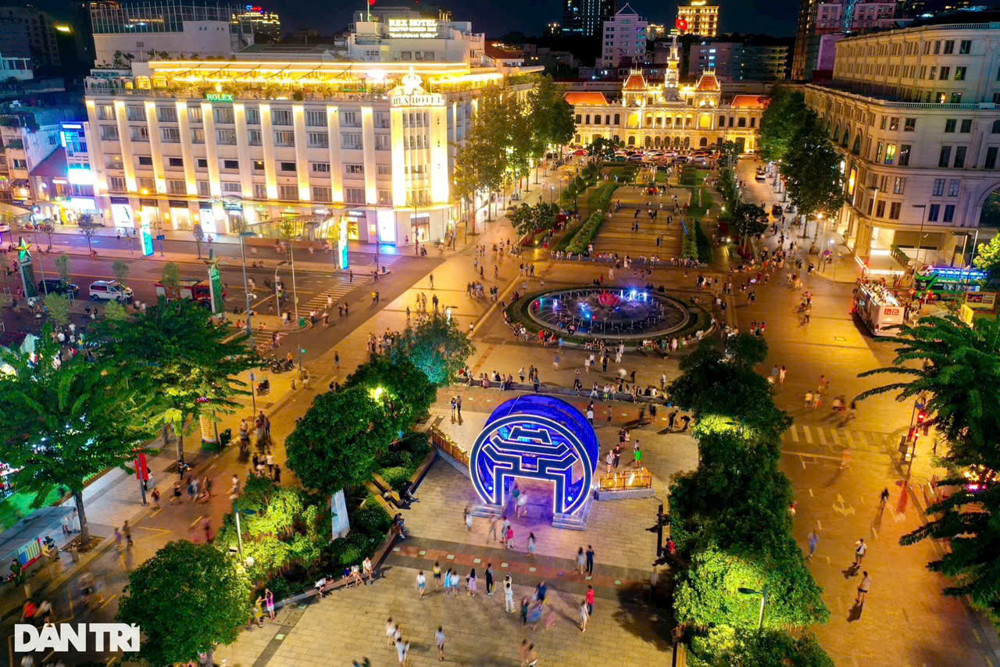 SIÊU PHẨM HIẾM BÁN Đ.NGUYỄN HUỆ & NGUYỄN THIỆP - CĂN SÓC 2 MẶT TIỀN SIÊU ĐẸP - DT 18M*24M - HDT 1,3