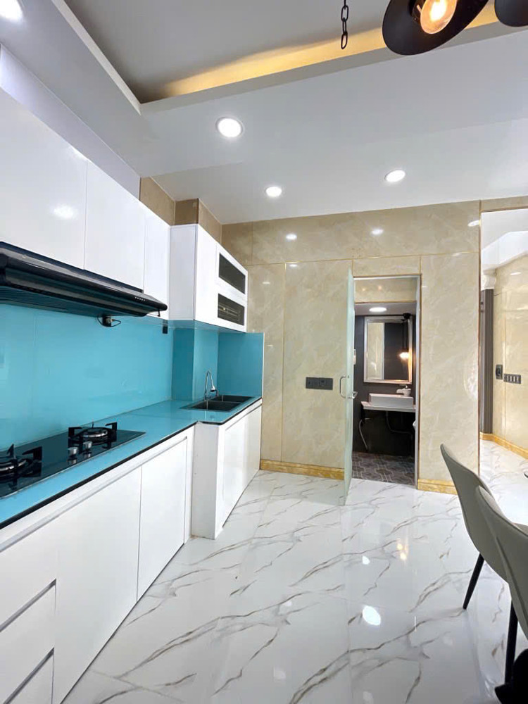 BÁN NHÀ TT NHÀ BÈ, HẺM HUỲNH TẤN PHÁT - NHÀ LÔ GÓC CỰC KÌ THÔNG THOÁNG - KIẾN TRÚC HY LẠP - LA MÃ