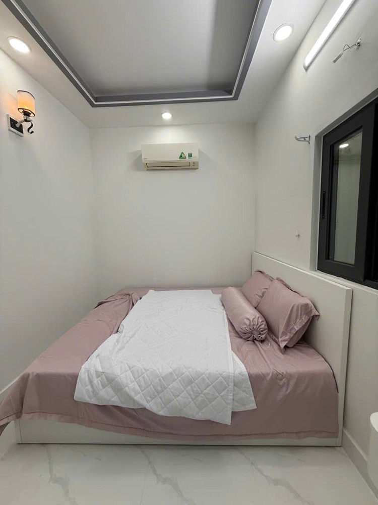 💥💥💥NHÀ 2 TÀNG MỚI - HẺM THẲNG 4M HẺM XE HƠI - CÁCH ĐUÒNG HUỲNH TẤN PHÁT 50M - NGAY ĐÀO TÔNG